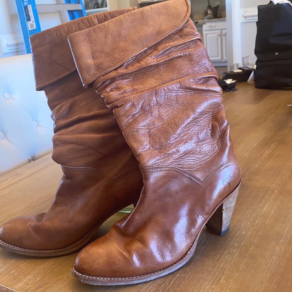 Frye Boots. Women’s. Leather. Size 8. Great condition